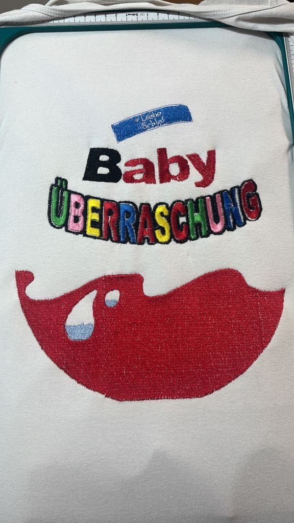 T-Shirt zur Überraschung