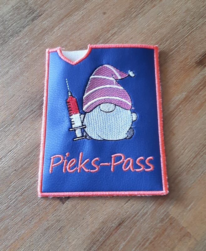 Pieks-Pass08